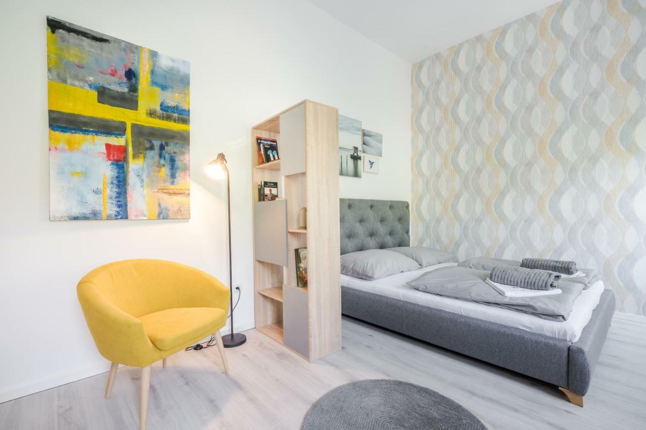 Bpr Color Fusion Home With A/C Budapest Exterior foto